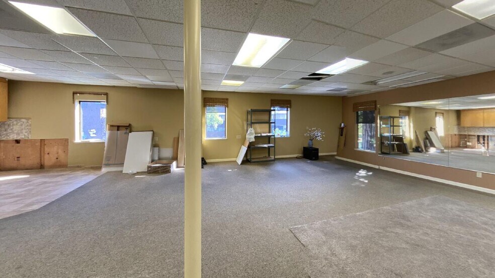 More Photos Of 911 Moraga Rd, Lafayette Medical For Lease