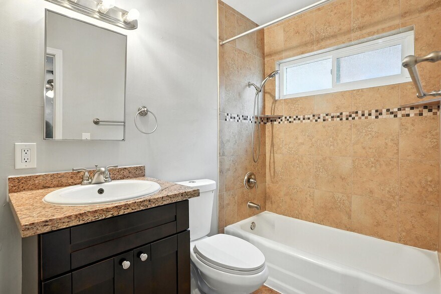 More Photos Of 800 Emory St, Imperial Beach Apartments For Sale