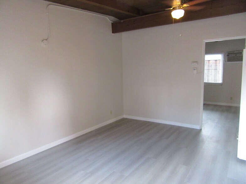 More Photos Of 310 Gladys Ave, Mountain View Apartments For Sale