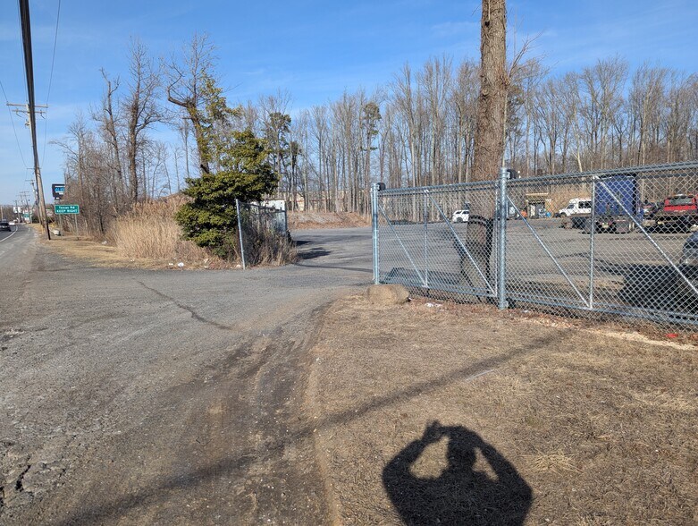 More Photos Of 24 US 9, Marlboro Land For Lease