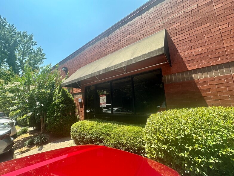 More Photos Of 4250 Keith Bridge Rd, Cumming Light Manufacturing For Lease