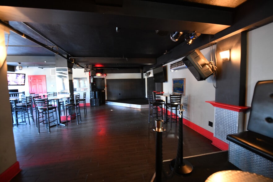 More Photos Of 327 Main St, Greenwood Office For Sale