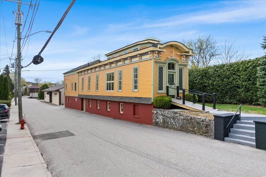 More Photos Of 21 Furnace St, Danielson Storefront For Lease