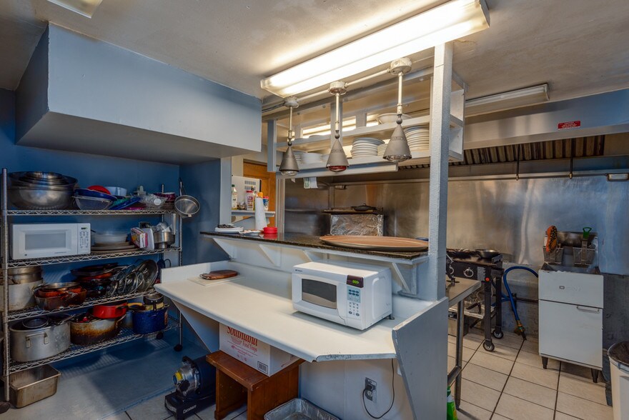More Photos Of 21221 Baron Lake Dr, Cedaredge Hotel For Sale