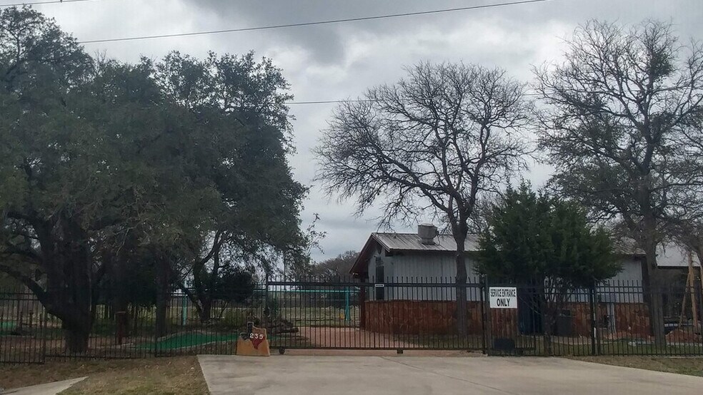 More Photos Of 235 Sports Park Rd, Dripping Springs Restaurant For Lease