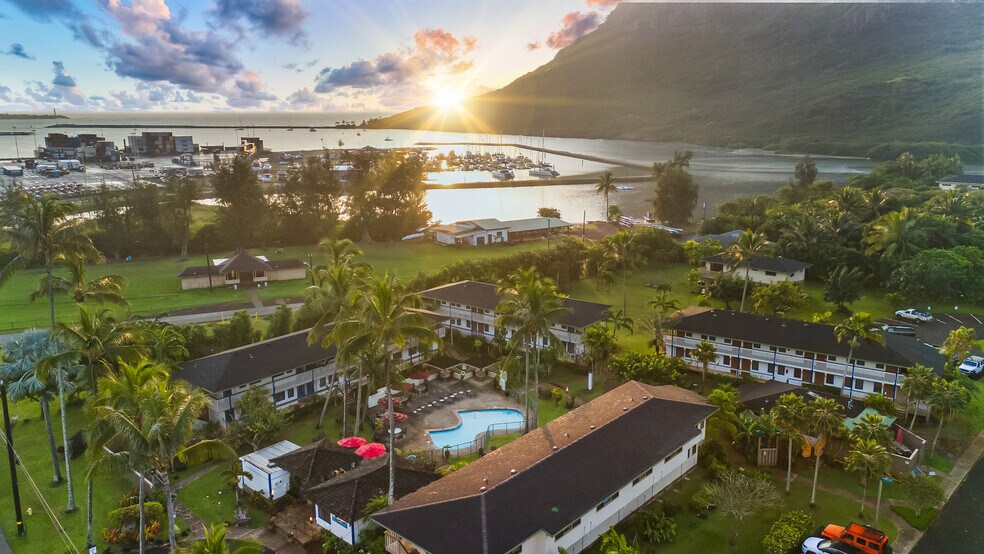 More Photos Of 2430 Hulemalu Rd, Lihue Hotel For Sale
