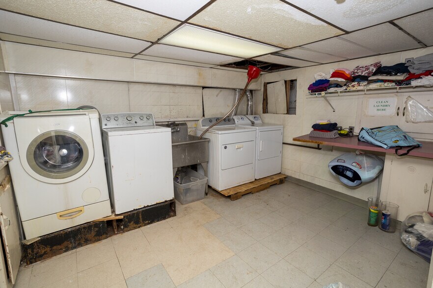 More Photos Of 146 S Munn Ave, East Orange Skilled Nursing Facility For Sale