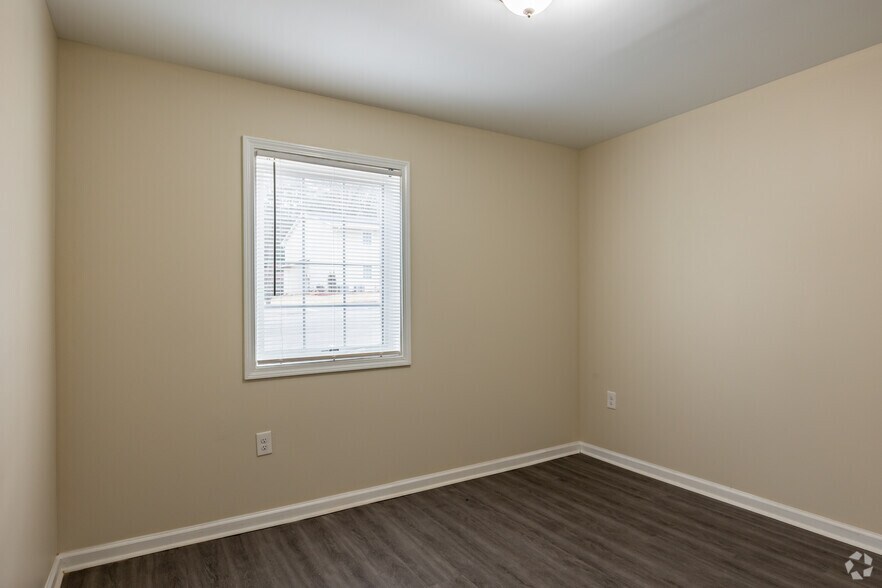 More Photos Of 925 Conley Rd, Atlanta Multifamily For Sale