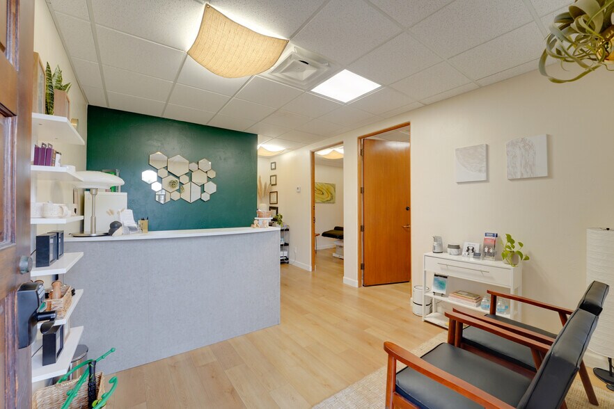 More Photos Of 4405 Manchester Ave, Encinitas Office For Sale