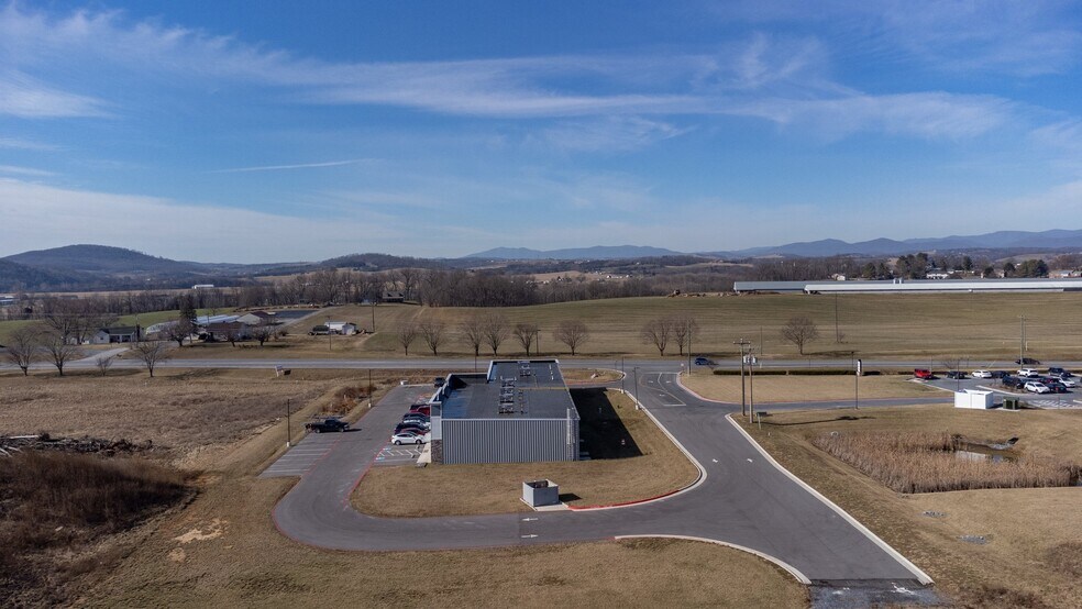 More Photos Of Dinkel Avenue, Bridgewater Medical For Lease