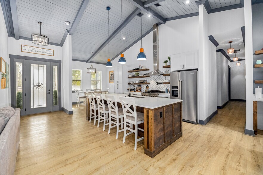 More Photos Of 6012 Long Branch Rd, Jacksonville Horse Stables For Sale