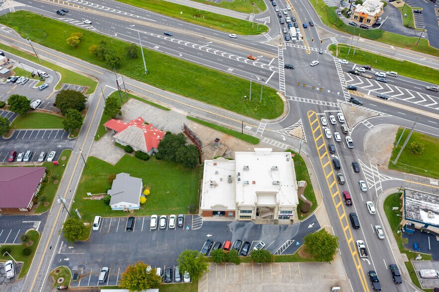 More Photos Of 328 E Main St, Cartersville Medical For Lease