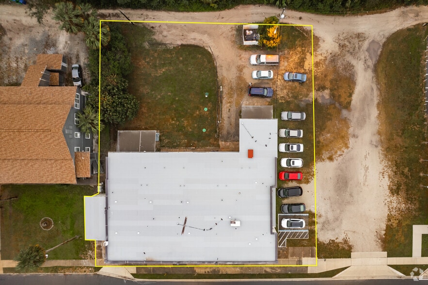 More Photos Of 244 E Graves Ave, Orange City Apartments For Lease