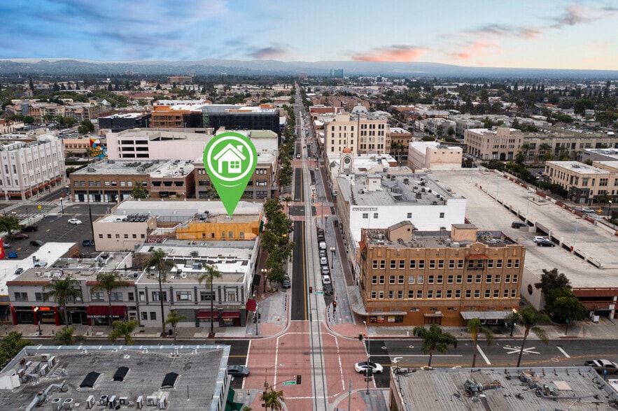 More Photos Of 209-211 W 4th St, Santa Ana Storefront Retail Office For Sale