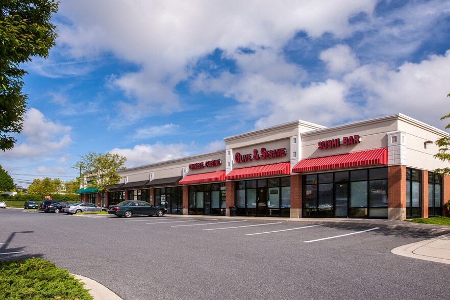 More Photos Of 25 Magothy Beach Rd, Pasadena Unknown For Lease