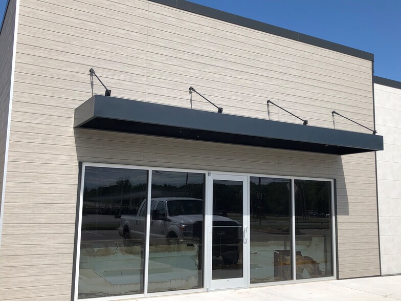 More Photos Of 217-223 S Coltrane Rd, Edmond Storefront Retail Office For Lease