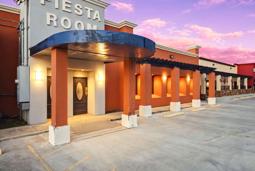 More Photos Of 4946 Rigsby Ave, San Antonio Restaurant For Sale