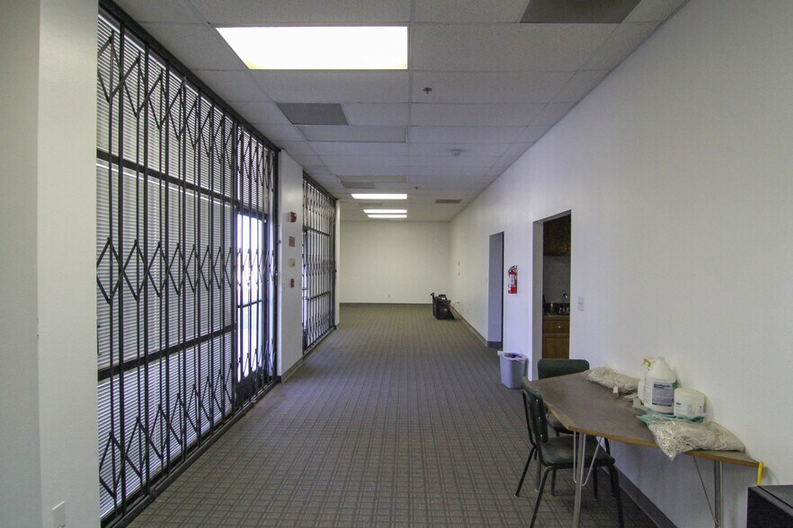 More Photos Of 45440 Trevor Ave, Lancaster Warehouse For Sale