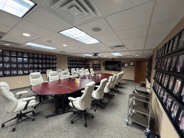 More Photos Of 816 W Cannon St, Fort Worth Medical For Lease