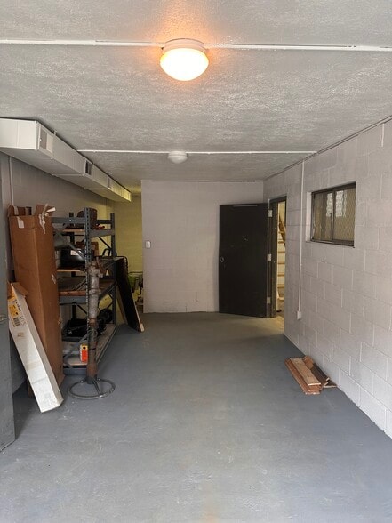 More Photos Of 1235 Evergreen Rd, Pittsburgh Auto Repair For Sale