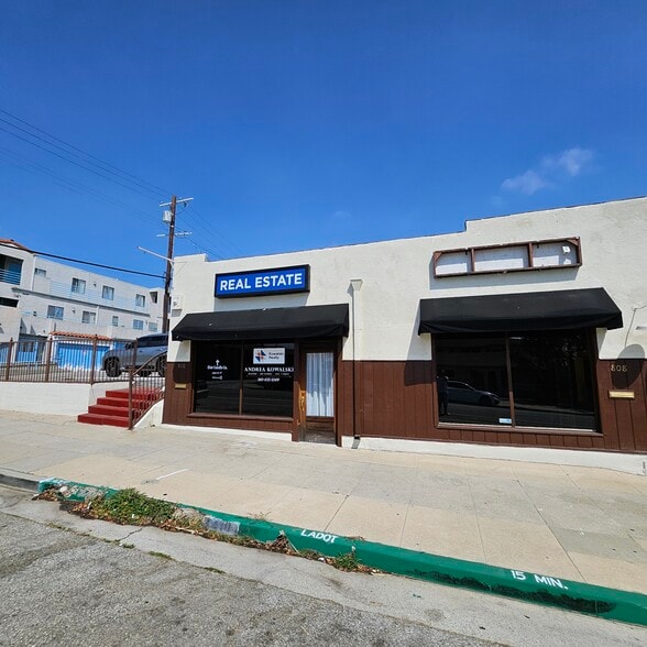 More Photos Of 800-810 W 9th St, San Pedro Office For Sale