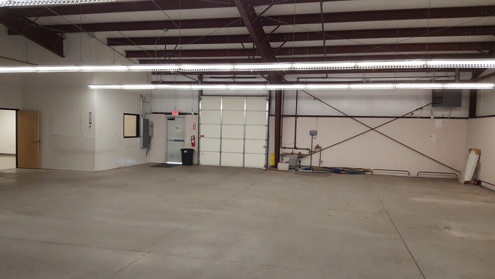 More Photos Of 5524 Dark Sky Rd, Flagstaff Industrial For Sale