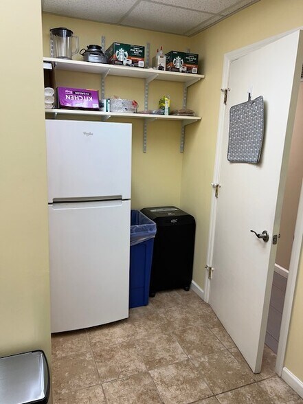 More Photos Of 53 Village Ct, Hazlet Office Residential For Lease