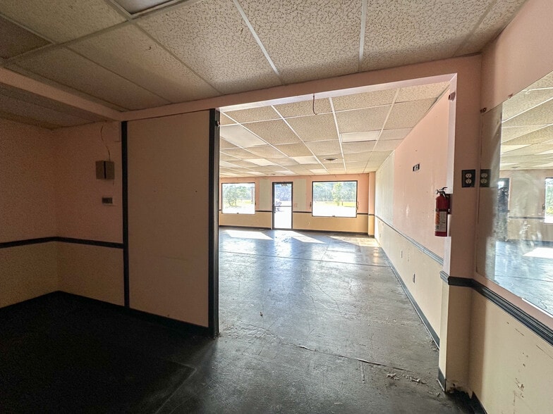 More Photos Of 4666-4678 Broad St, Sumter Restaurant For Sale