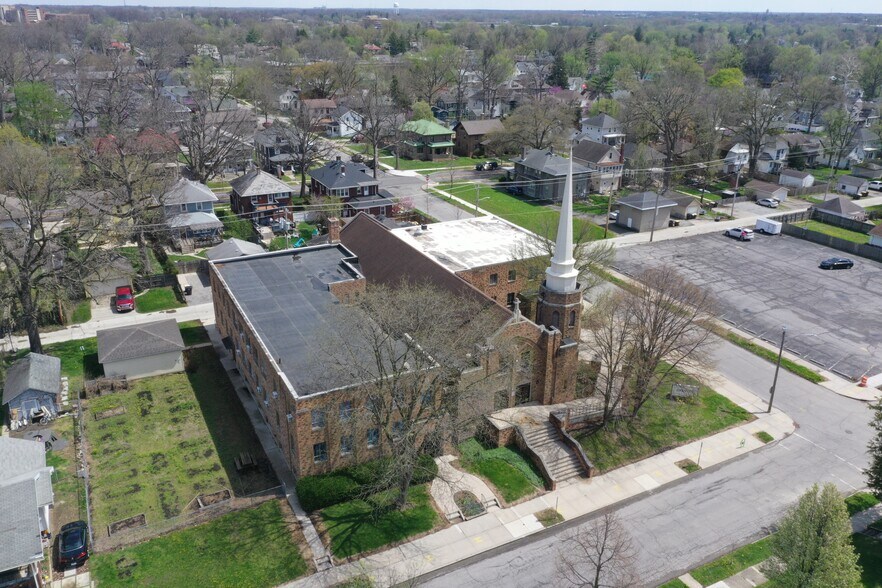 More Photos Of 2100 Kentucky Ave, Fort Wayne Religious Facility For Sale
