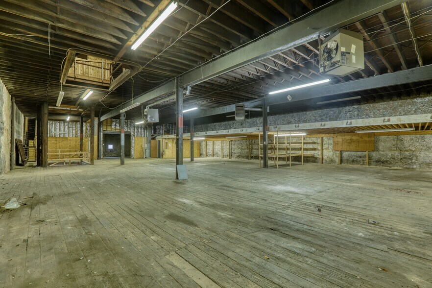 More Photos Of 5416 Lena St, Philadelphia Warehouse For Sale