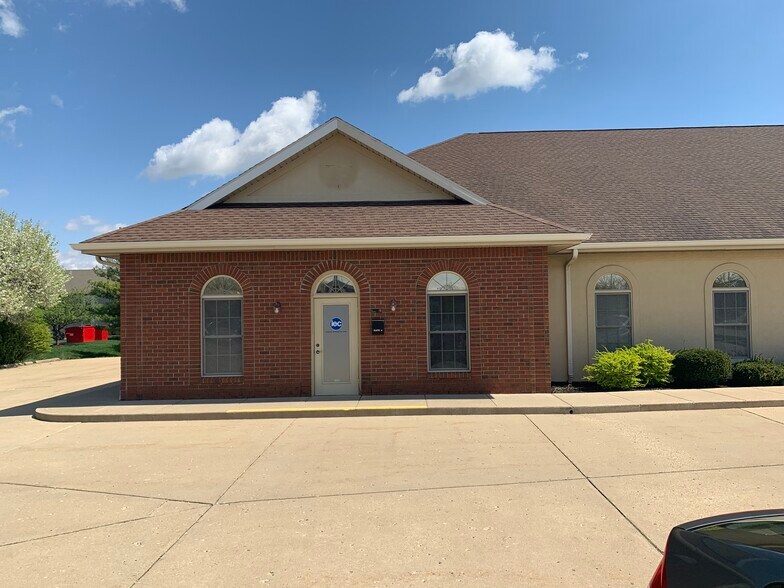 More Photos Of 3652 Rome Dr, Lafayette Medical For Lease