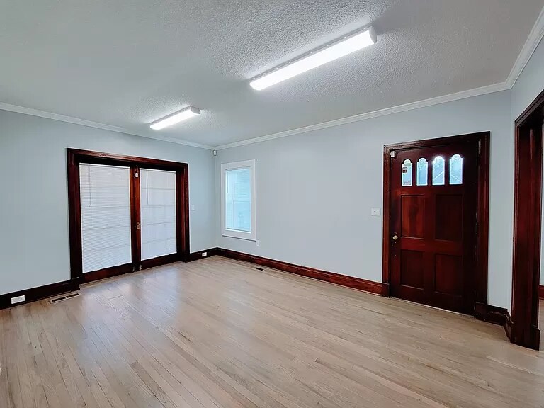 More Photos Of 1137 Dawson Rd, Albany Office Residential For Lease