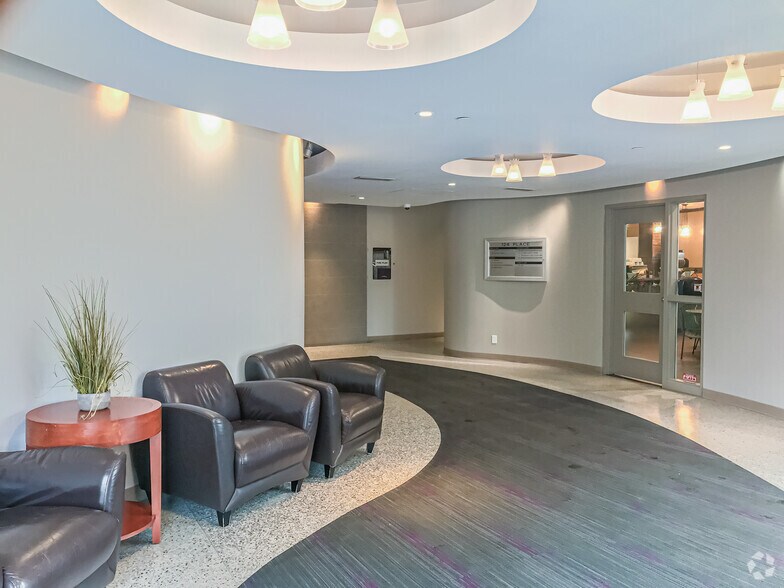 More Photos Of 10235 124th St, Edmonton Medical For Lease