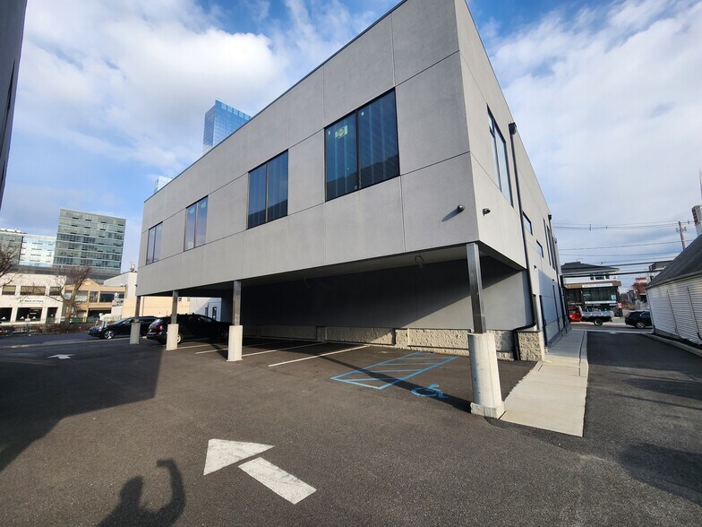 More Photos Of 1627-1633 Palisade Ave, Fort Lee Storefront Retail Office For Lease