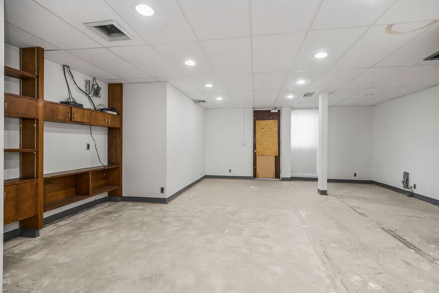 More Photos Of 1854 Minnesota Ave, Kansas City Office Residential For Sale