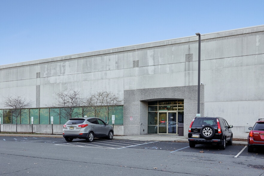 More Photos Of 225 Phillips Blvd, Ewing Flex For Sale