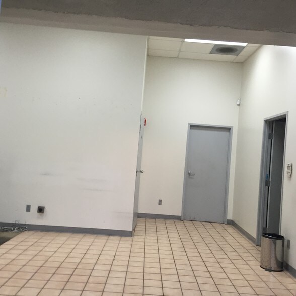 More Photos Of 2626 Loma Ave, South El Monte Warehouse For Lease