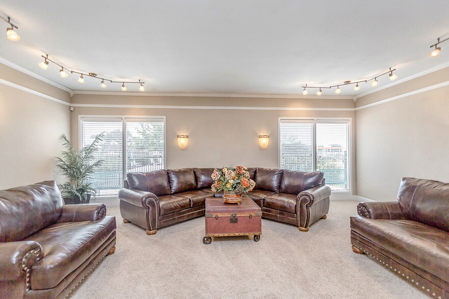 More Photos Of 1311 N Ash Pl, Owasso Apartments For Sale