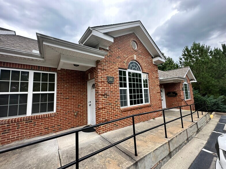 More Photos Of 5915-5925 Iron Gate Trce, Cumming Loft Creative Space For Sale