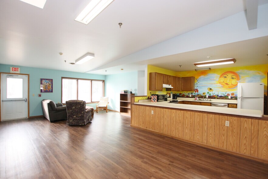 More Photos Of 496 Wisconsin Ct, Fond Du Lac Rehabilitation Center For Sale