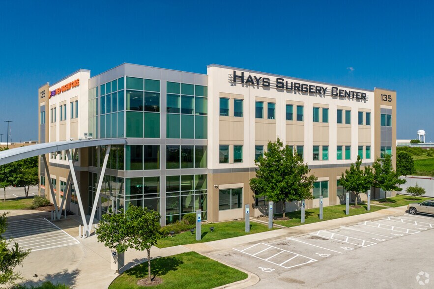 More Photos Of 135 Bunton Creek Rd, Kyle Medical For Lease