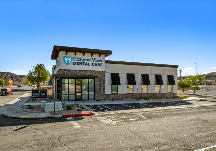 Primary Photo Of 3699 Highway 95, Bullhead City Medical For Sale