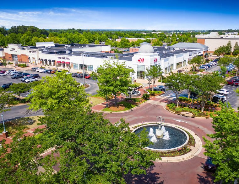 Primary Photo Of 7274 EastChase Pky, Montgomery Unknown For Lease