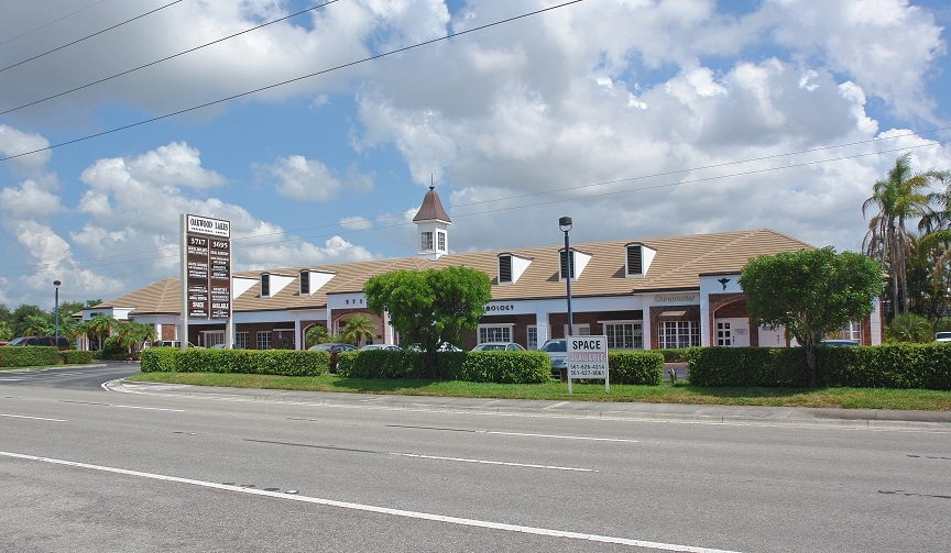 Primary Photo Of 3717 W Boynton Beach Blvd, Boynton Beach Medical For Lease