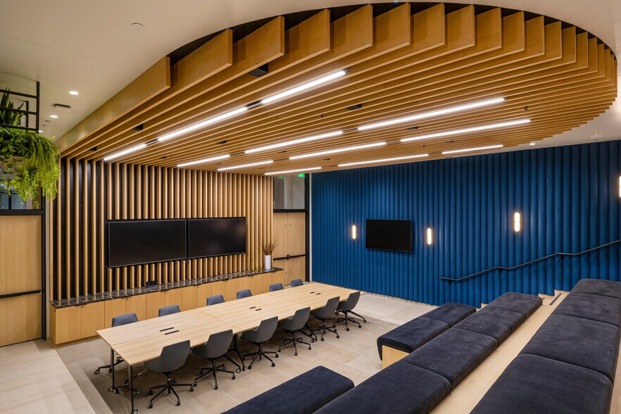 More Photos Of 11755 Wilshire Blvd, Los Angeles Office For Lease