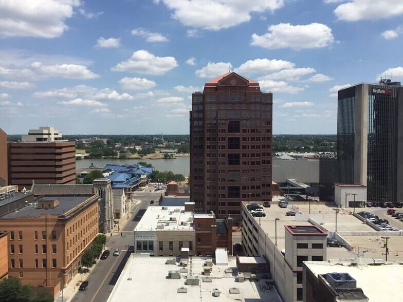 More Photos Of 513 Adams St, Toledo Apartments For Lease