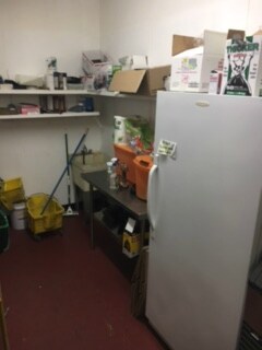 More Photos Of 1302 S Madison St, Ludington Bar For Sale