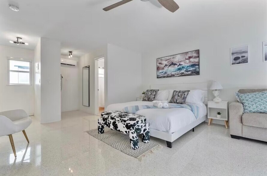 More Photos Of 333 Palm St, Hollywood Apartments For Sale