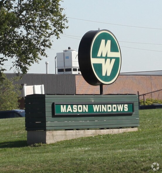 More Photos Of 913 Brock Rd, Pickering Warehouse For Lease