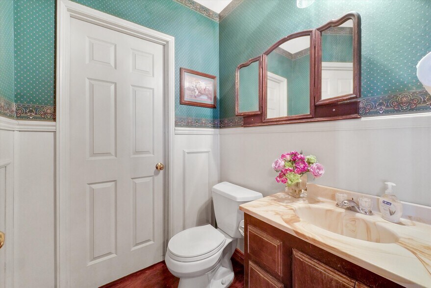 More Photos Of 1953 E Chapman Ave, Fullerton Medical For Sale